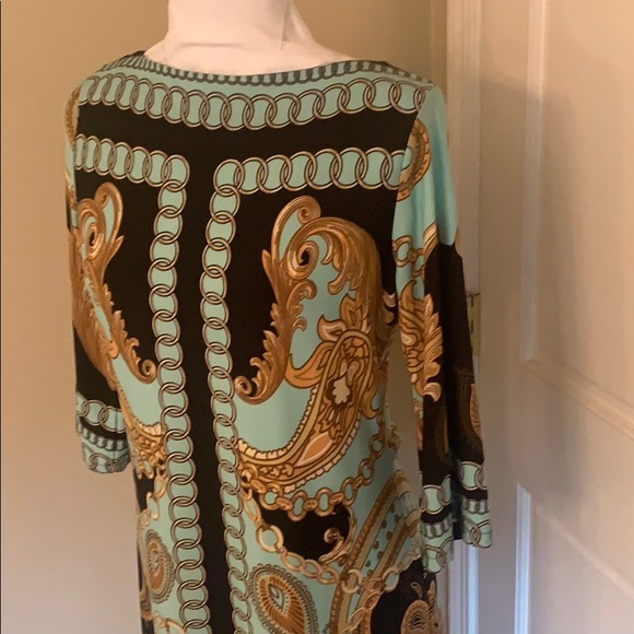 Gorgeous printed dress - Picture 2 of 3